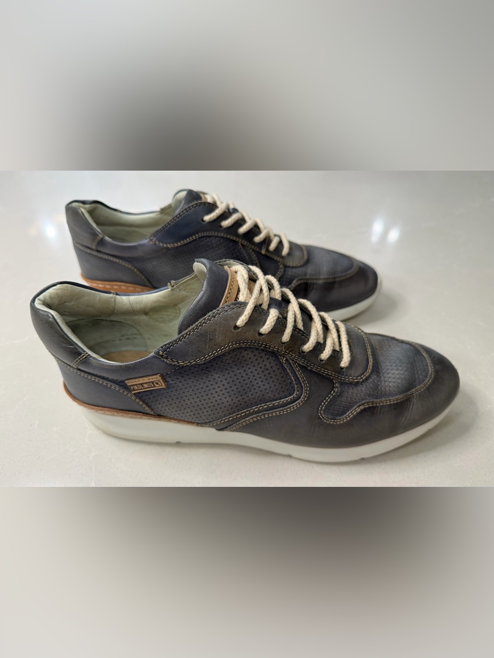Pikolinos Getafe Blue Leather Perforated Sneakers Men's Size 42 -Missing Insoles